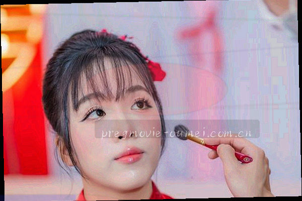 目录表格插画，用线条连接影视分类层级